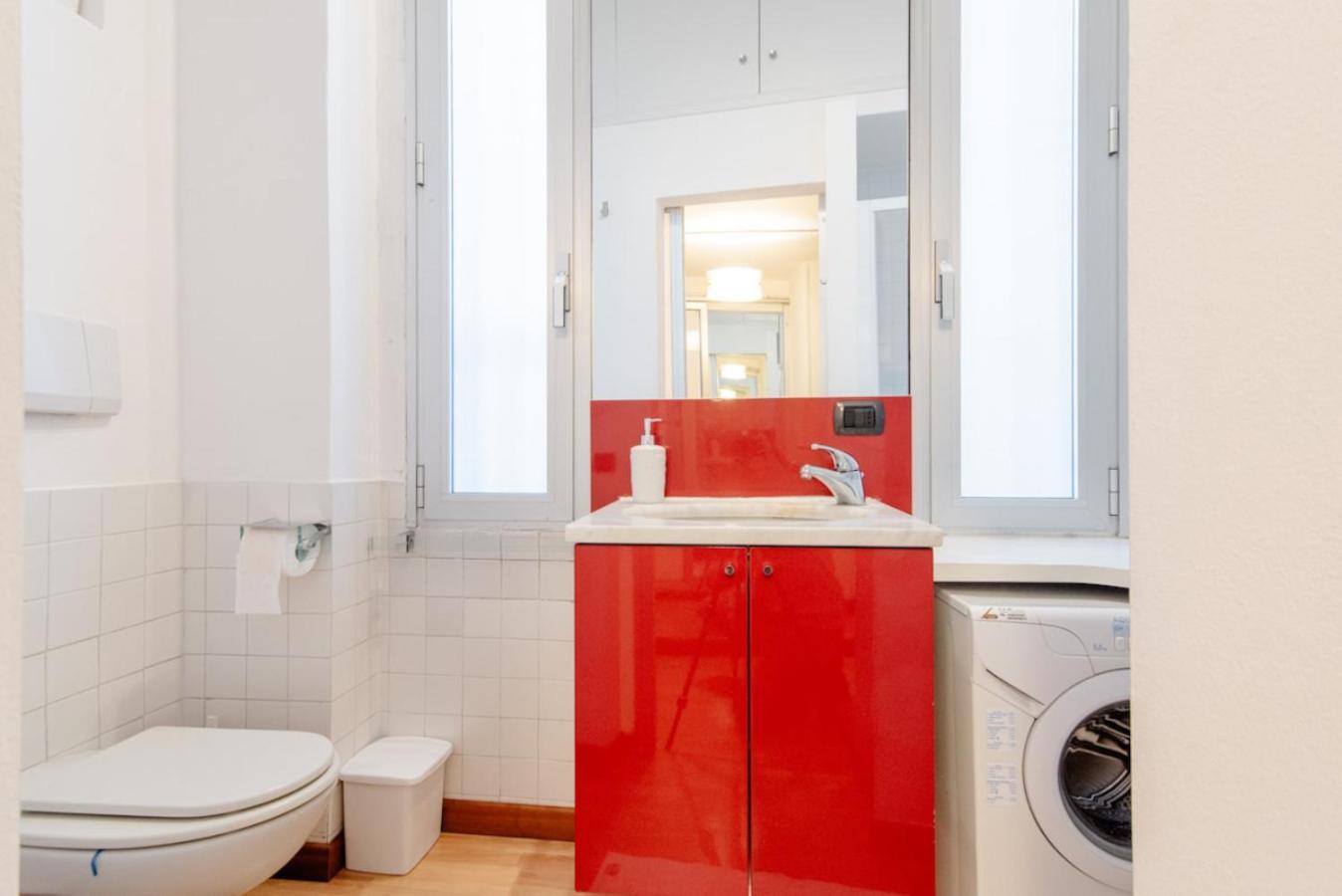 Stayeasy Moscova Terrace - Near Brera & Garibaldi * Milan