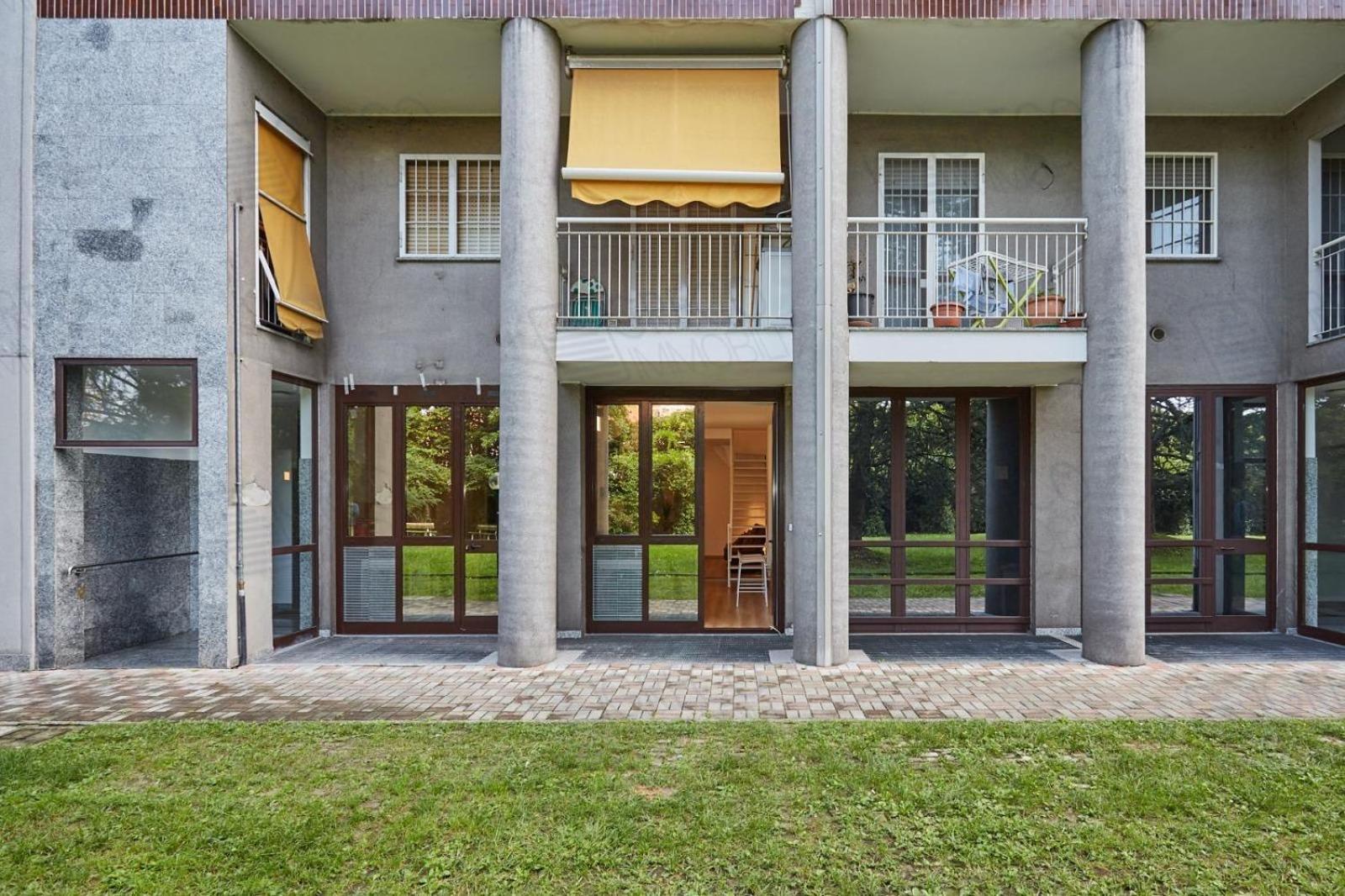 Yea - Your Exclusive Loft Next To Station Appartement Milaan
