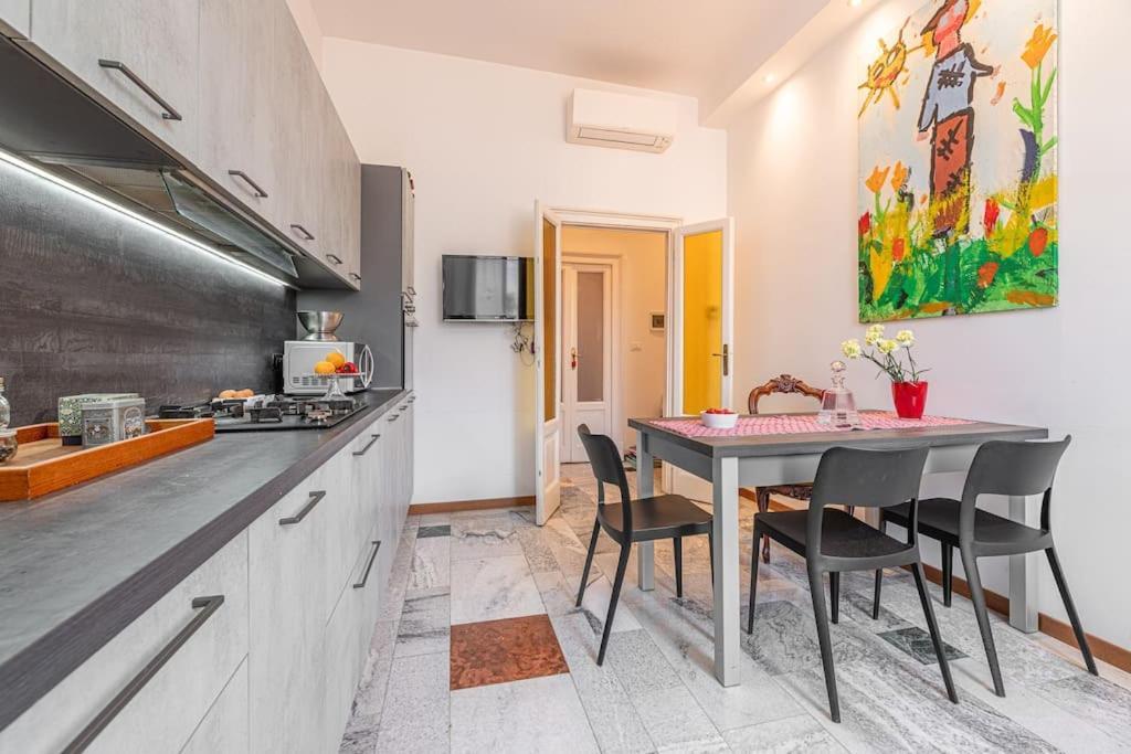 La Casa Di Ross * Milano