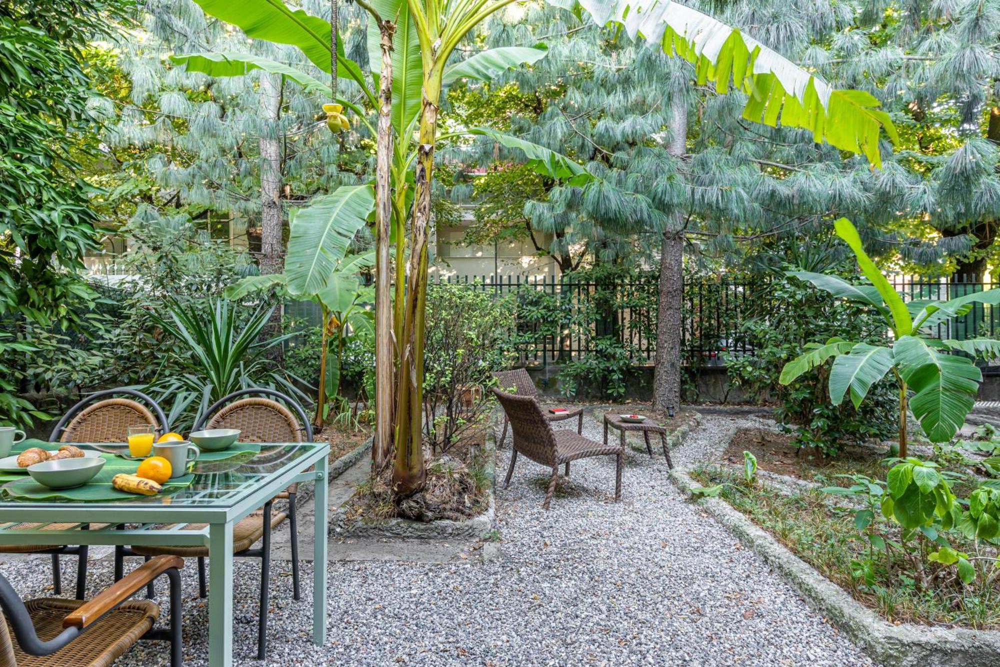 Bilocale Chic In Tropical A Due Passi Da Stazione * Milan