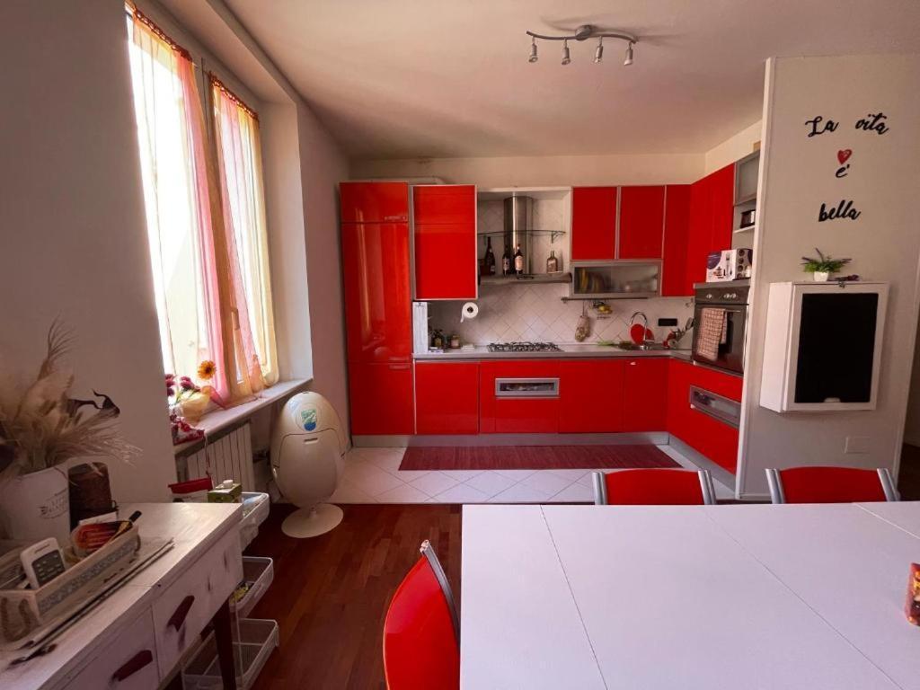 Splendido E Silenzioso Bilocale Vicino San Babila-m4 Dateo Lejlighed
