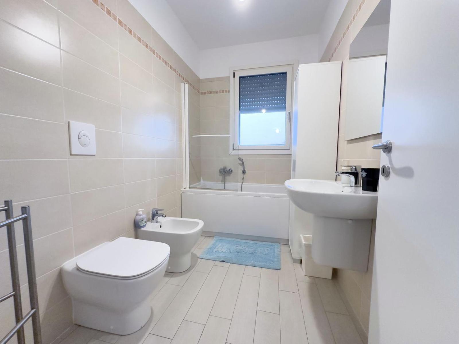 Luxury 3 Bedroom 100 Mq Next To Rho Fiera And San Siro Apartment
