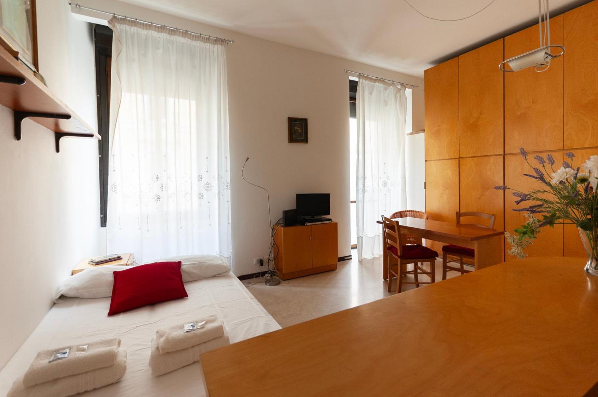 Youhosty - Lecco 11 * Mailand