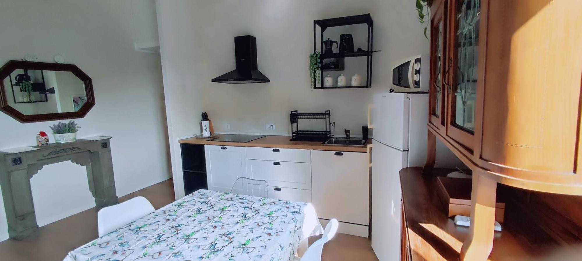 2 Bedroom Gem Near Fast Wi Fi Kademy House Appartement Milaan