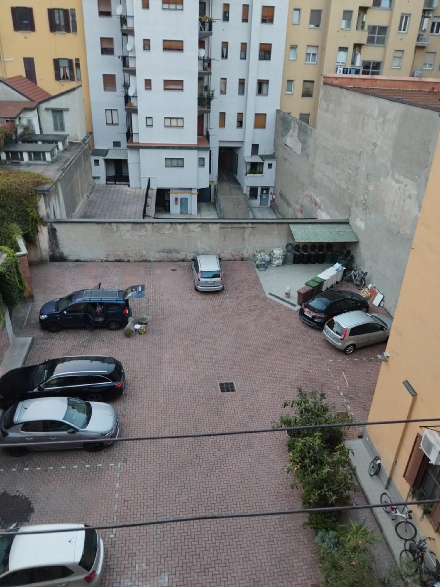 3 Station Free Parking Apartment *