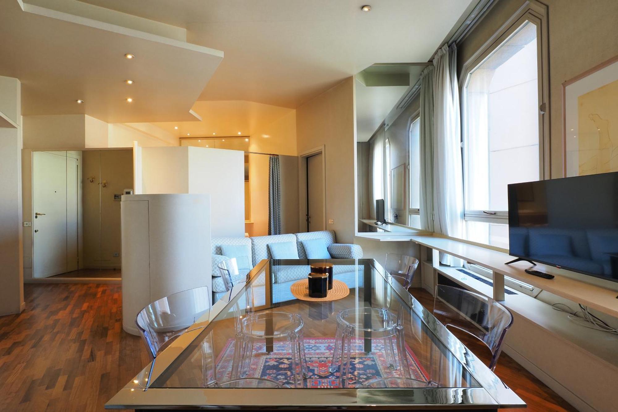 Duomo Luxury Ix Apartment