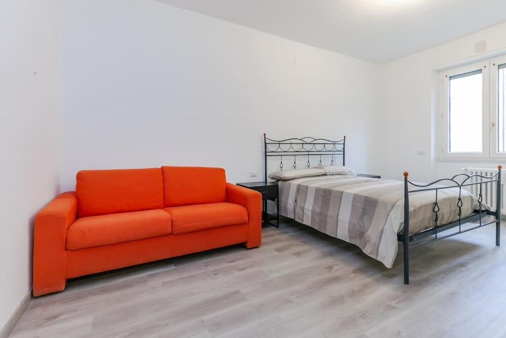 Bicocca Metro House Apartment Mailand