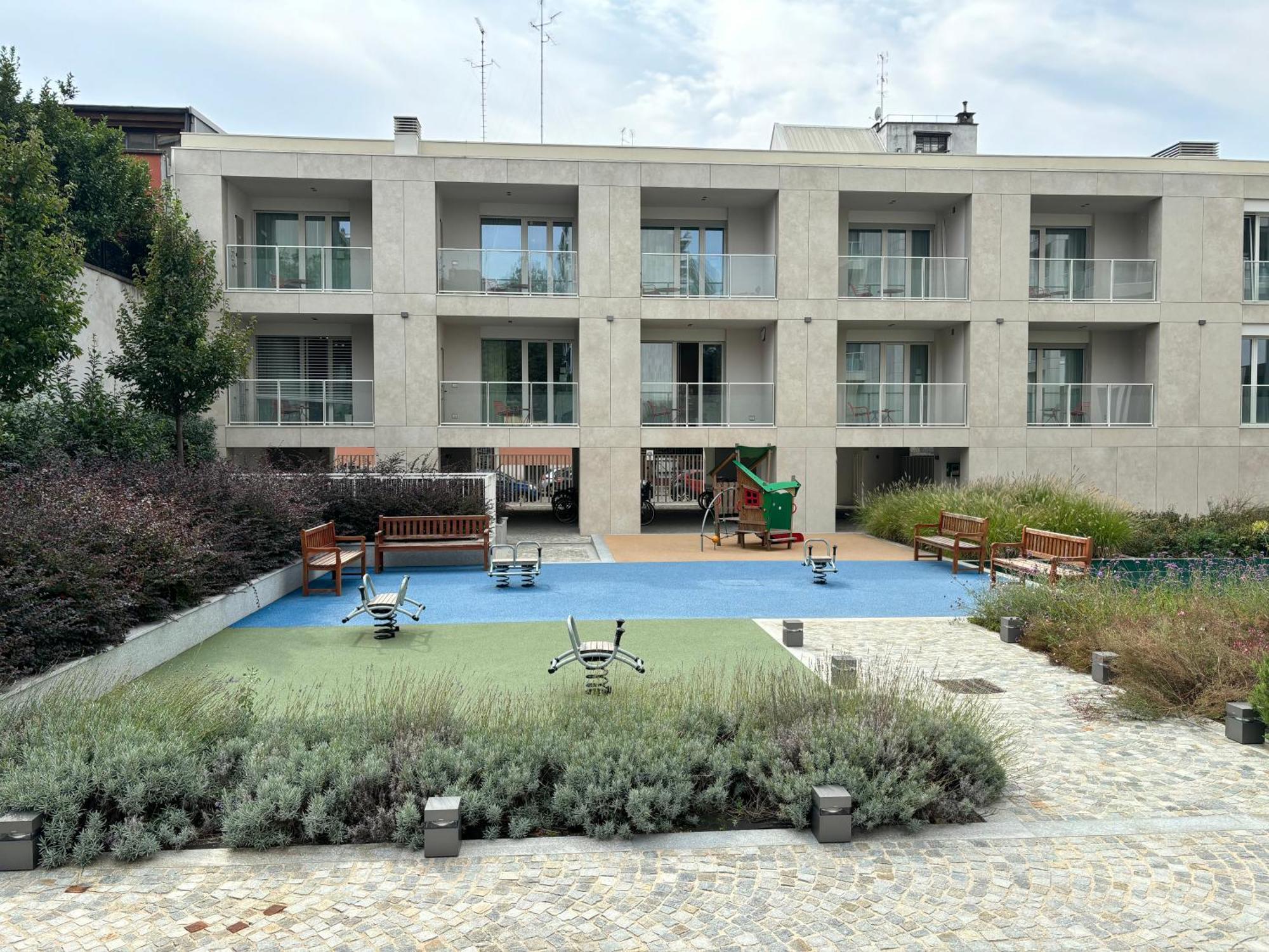 Torre Skyview Gym Pool & Rooftop Milano