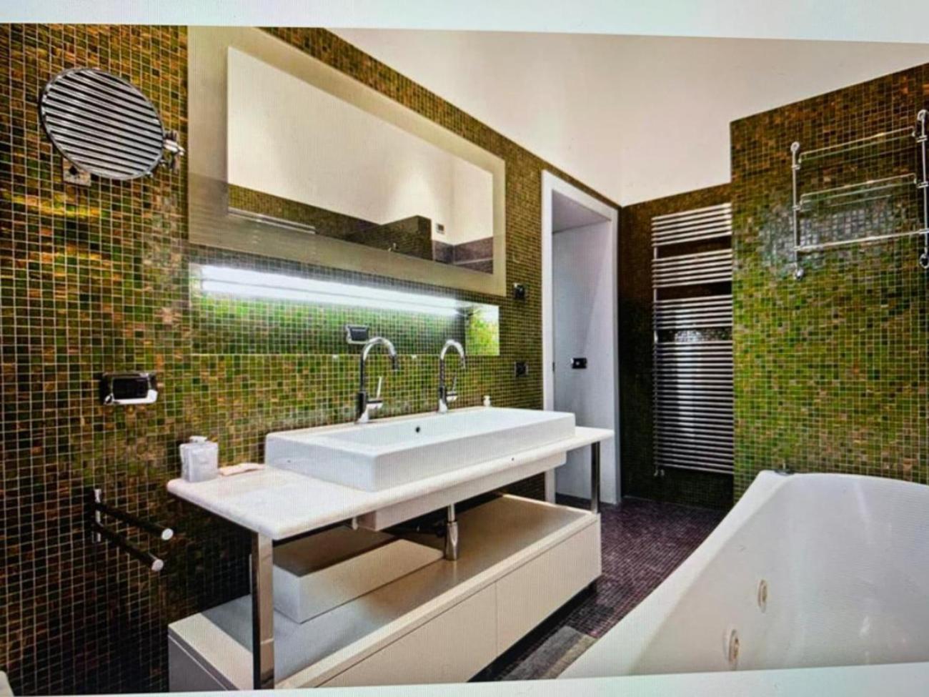 San Babila Loft Esclusivo With Parking Appartamento Milano