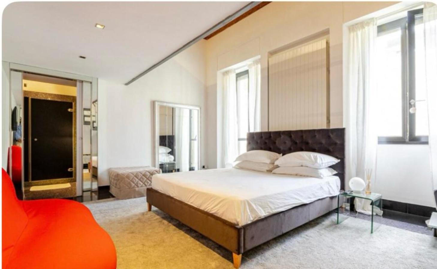 San Babila Loft Esclusivo With Parking Appartamento