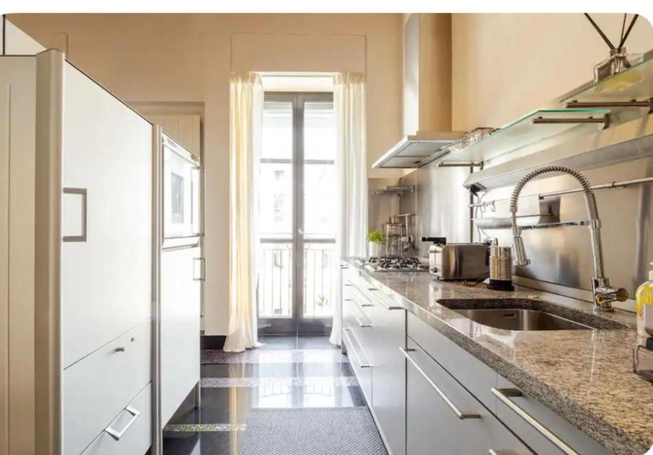 San Babila Loft Esclusivo With Parking Appartamento