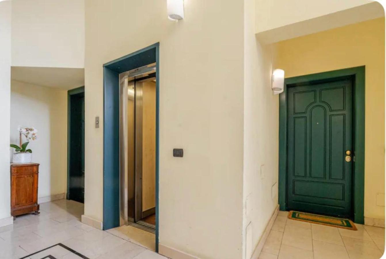 San Babila Loft Esclusivo With Parking Milano