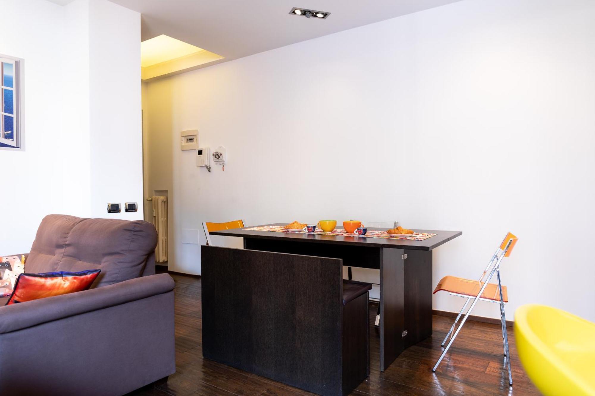 Brera Hideaway Nel Cuore Della Milanese Appartamento