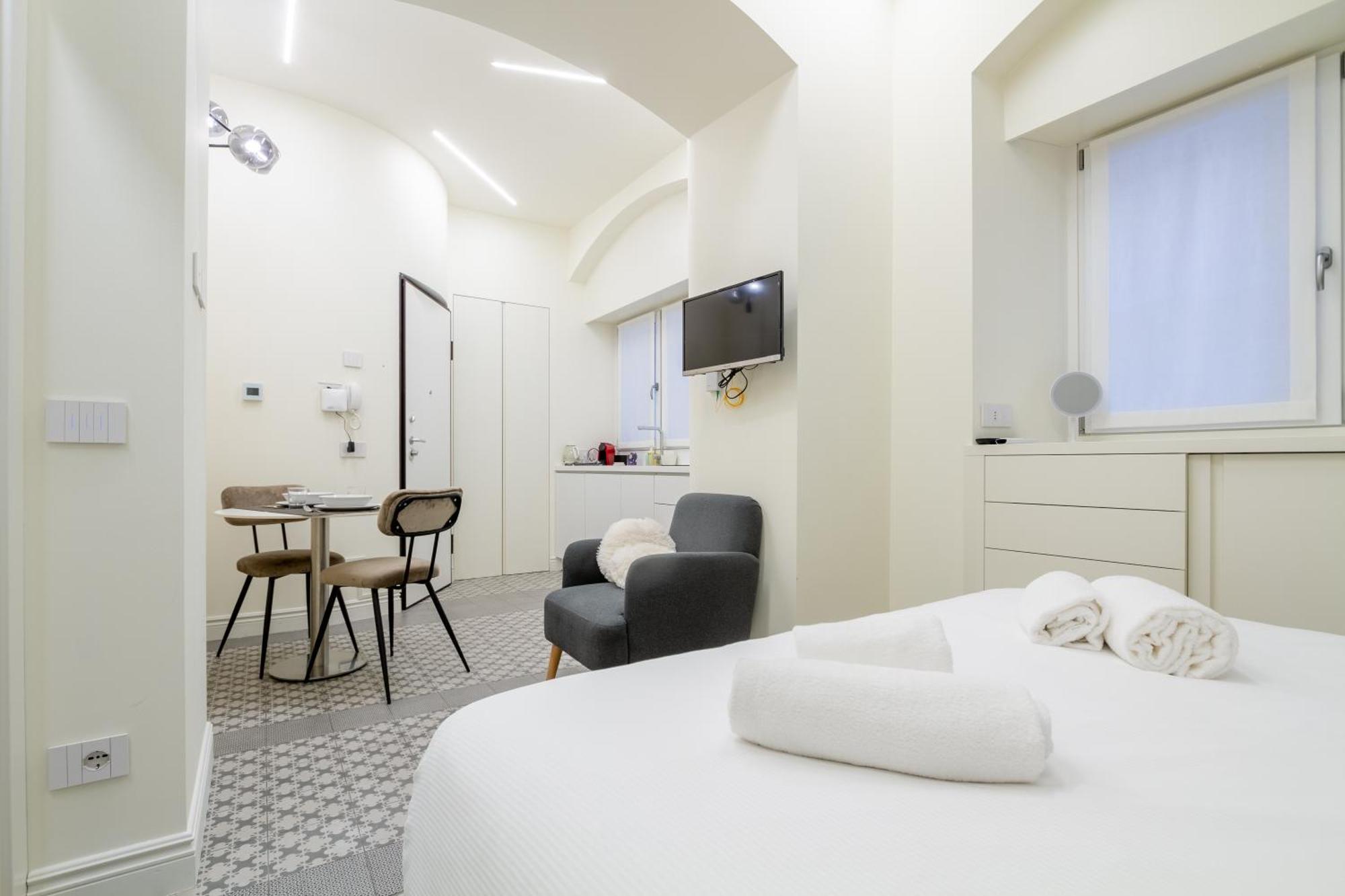 Apartment Centro Storico Vetra M4-studio 10min Walk Duomo