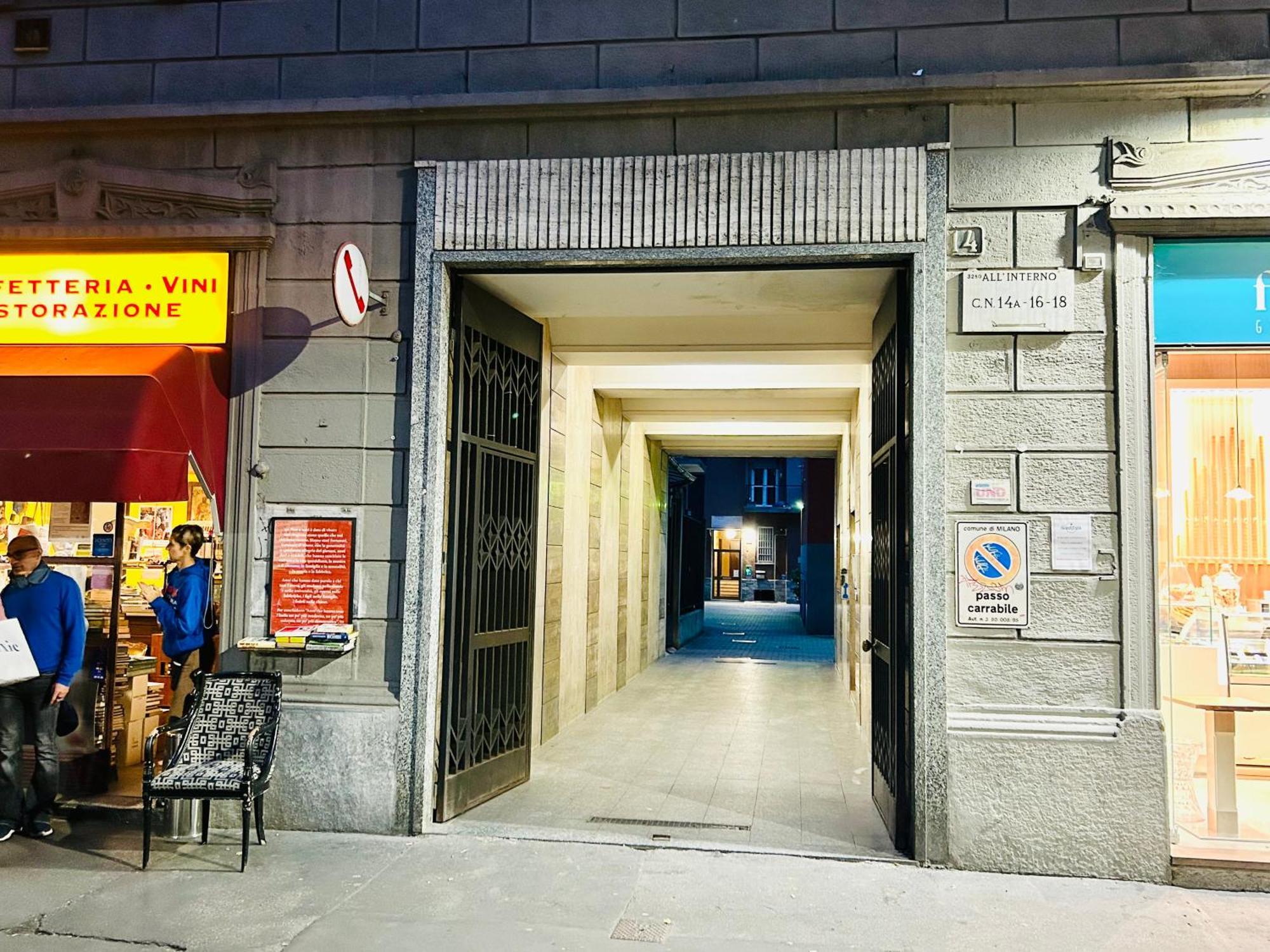 Chiara 18 - M4 Metro Blu Appartamento Milano