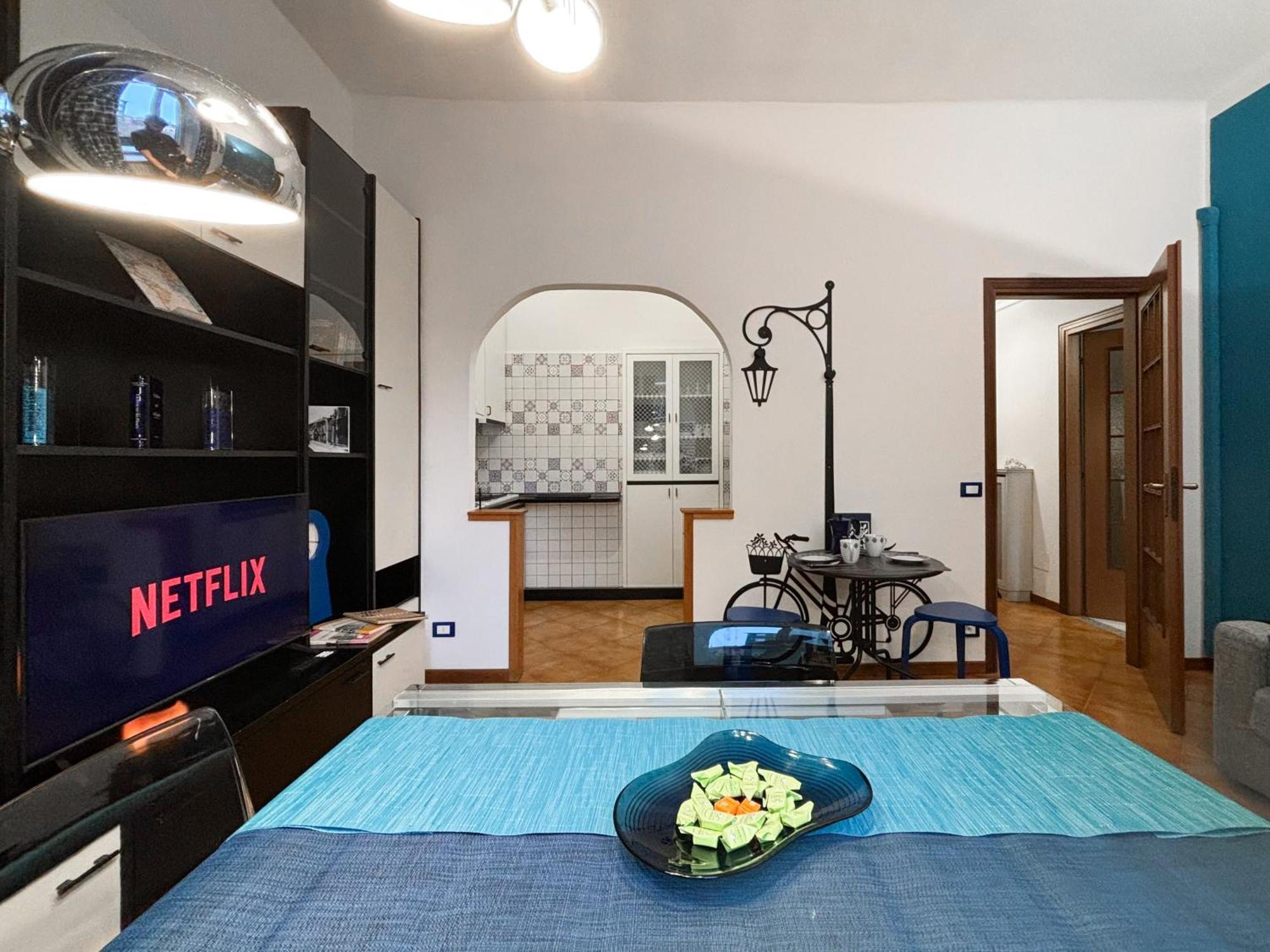 Apartment Elegant Three-room In Porta Romana Milan