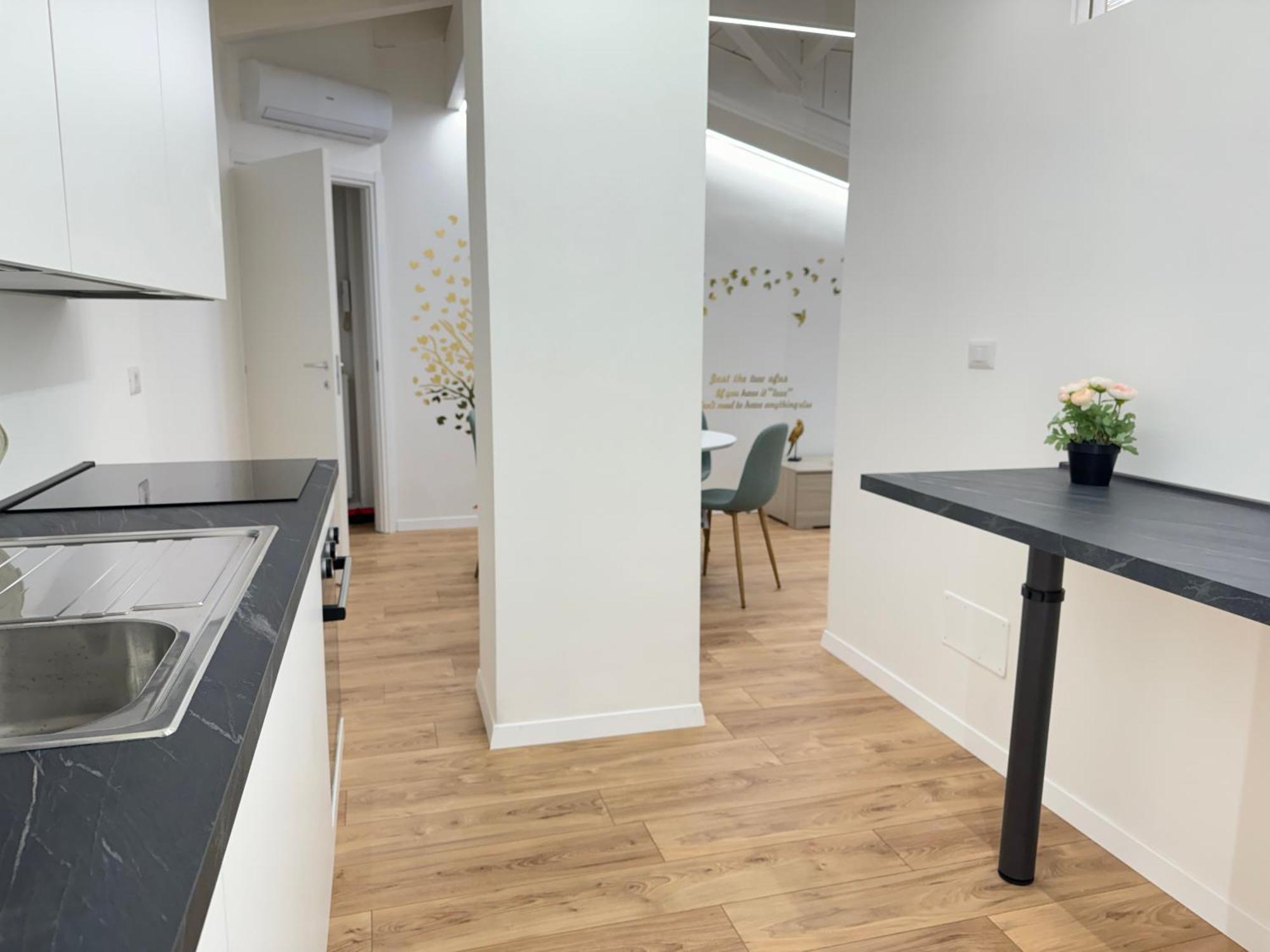Luxury Beauty-flat In * Milano