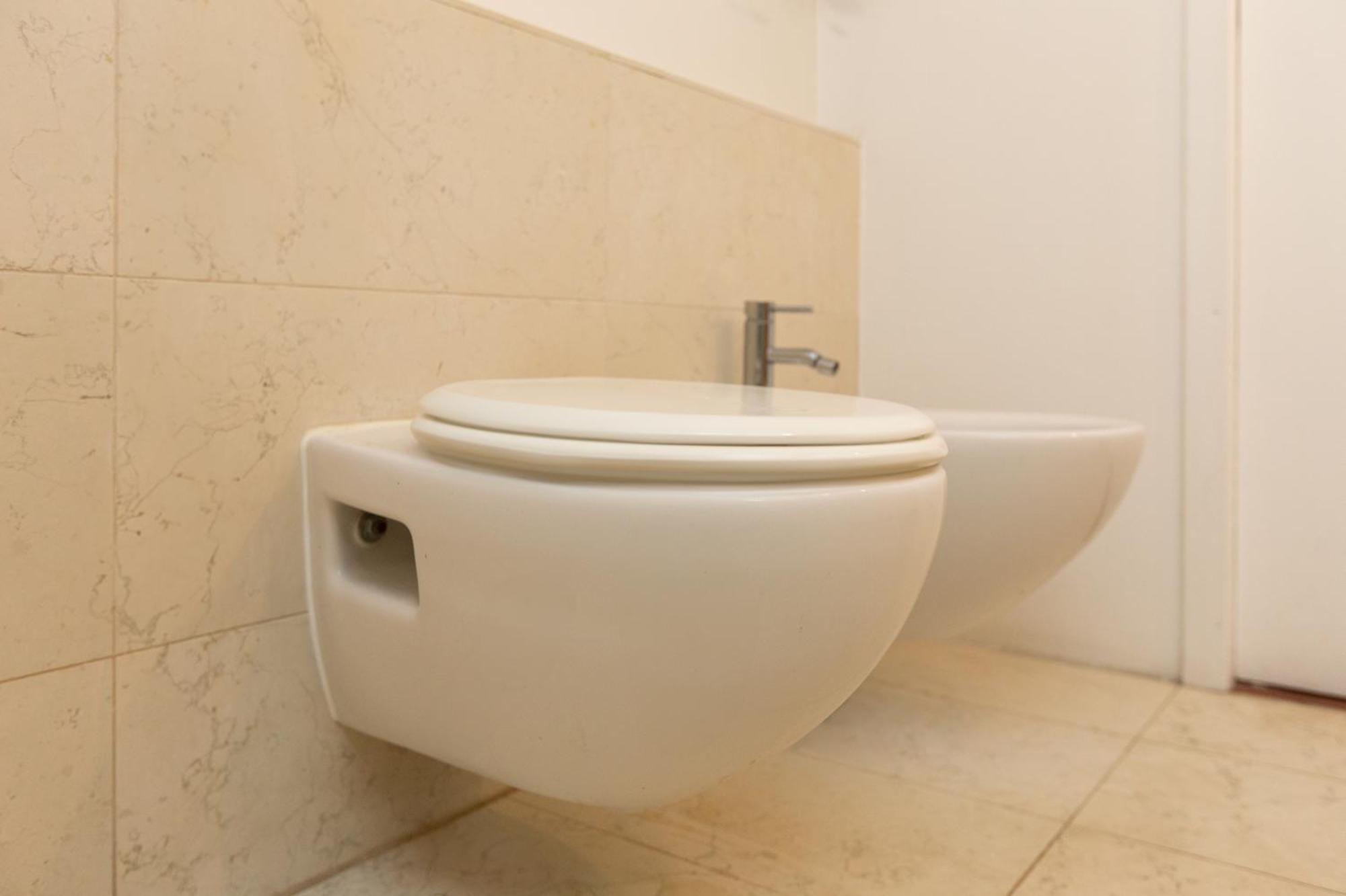 White And Brown Exclusive Loft With Terrace - Free Parking - M2 Station * Mailand