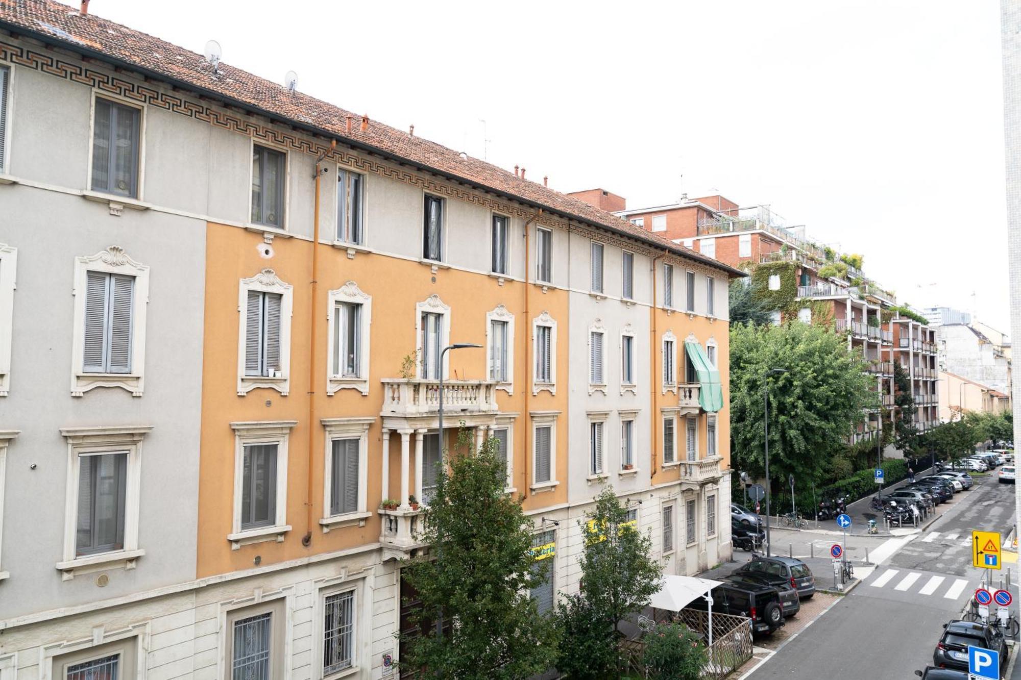 Sun & Color - - 20 Mins Citycenter Apartment