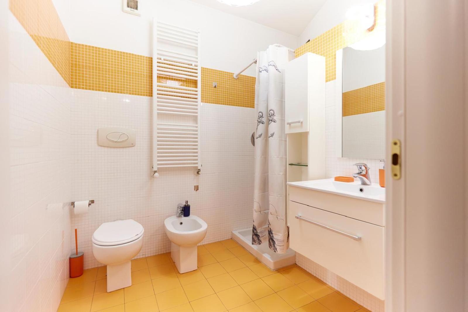 Apartment Bande Nere Studio- A Few Steps From Metro