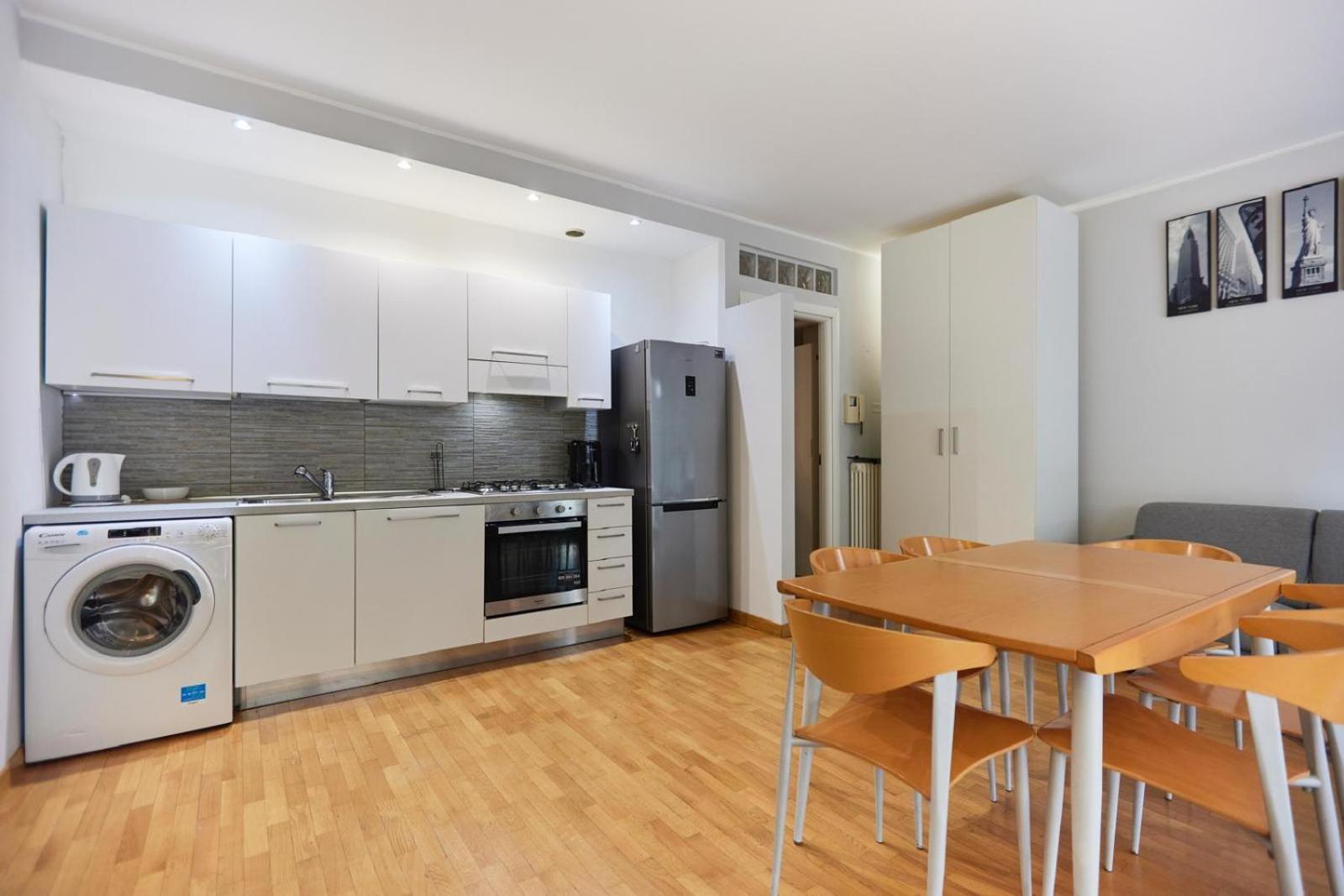 Bande Nere Studio- A Few Steps From Metro *