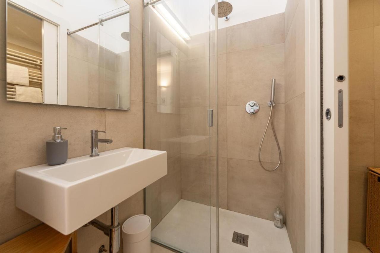 Lux Navigli Center Apartment *