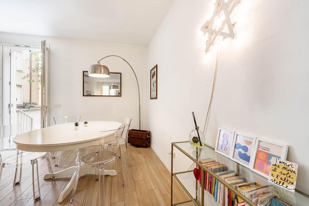 Appartamento Heart Of Navigli Cozy And Comfort *