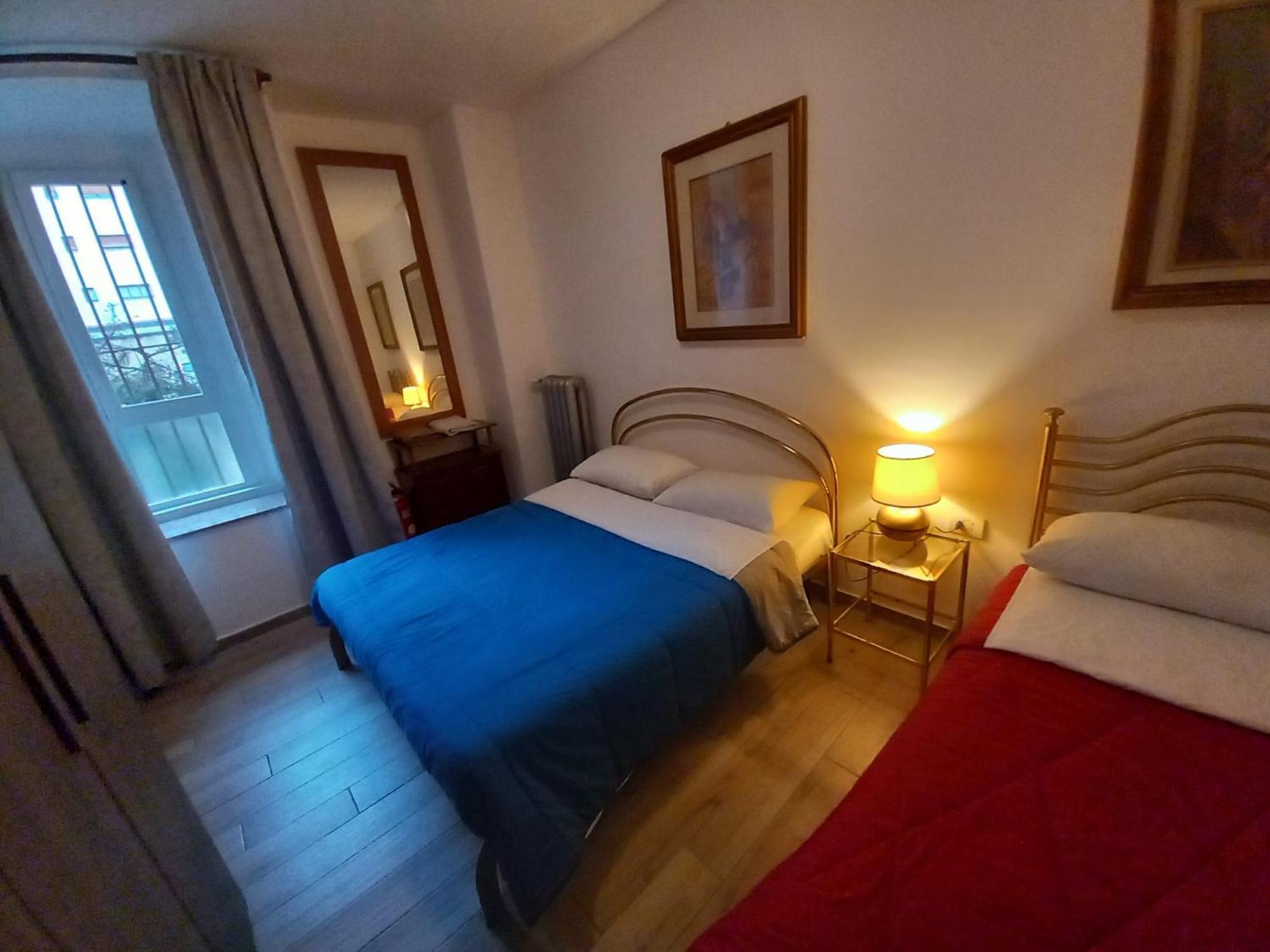 3 Station Free Parking Apartment