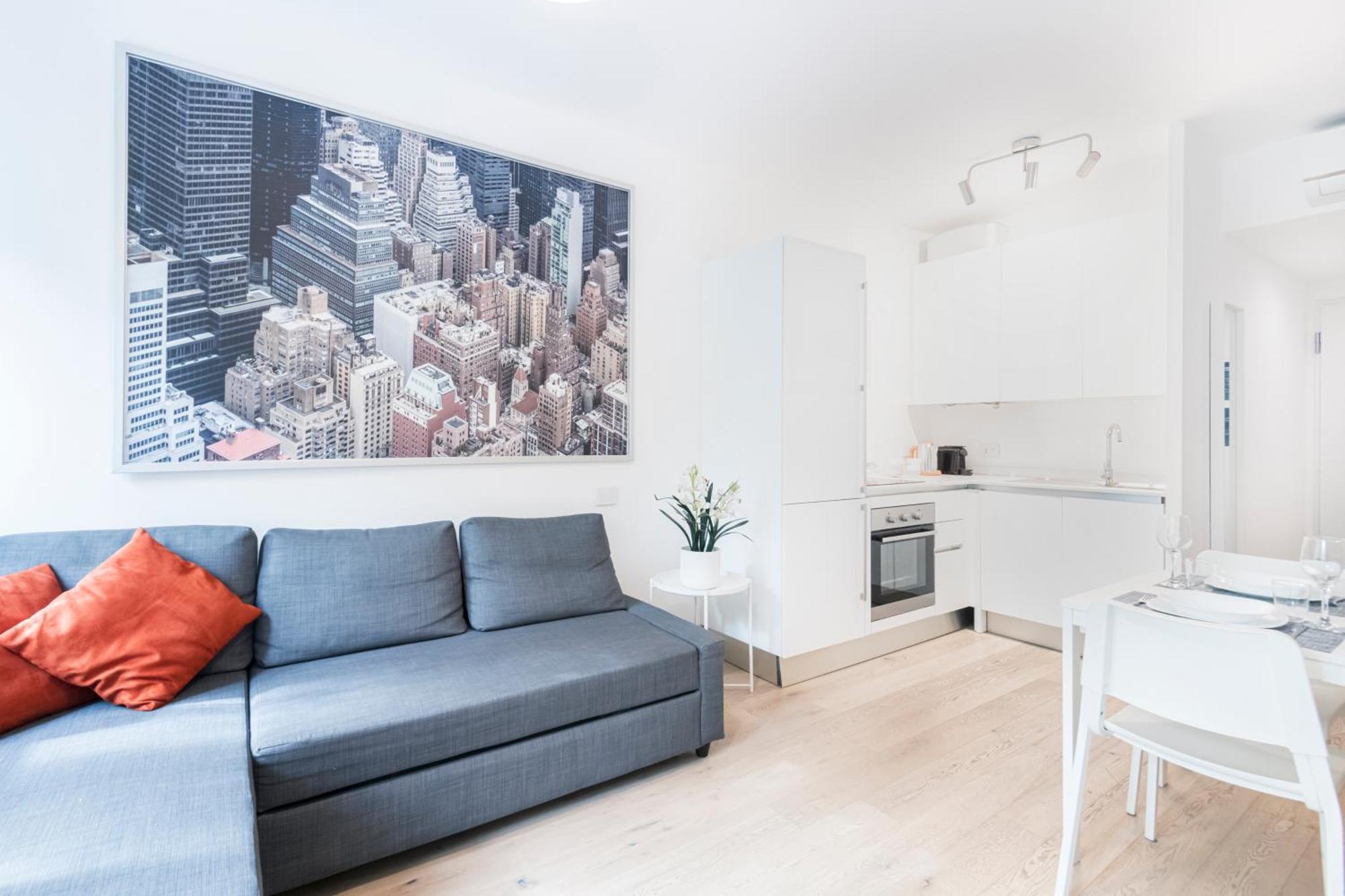 Apartment New In Cinque Giornate By Easylife
