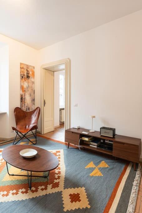 Spacious One Bedroom Moscova - Mirable Pm Milano
