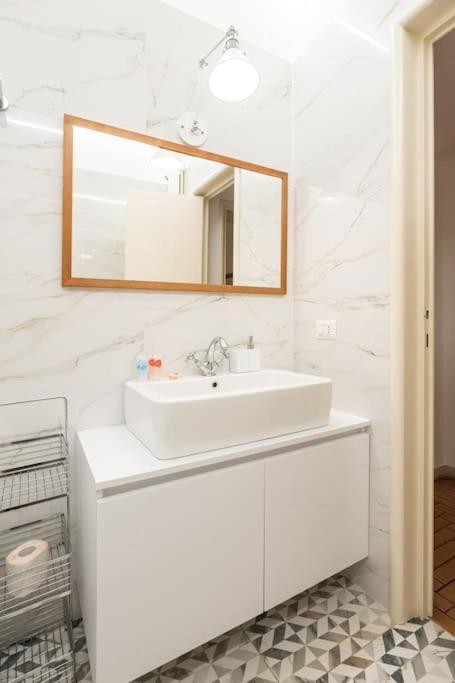 Spacious One Bedroom Moscova - Mirable Pm Milano