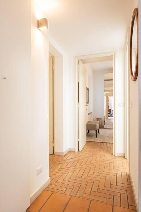 Spacious One Bedroom Moscova - Mirable Pm * Milano