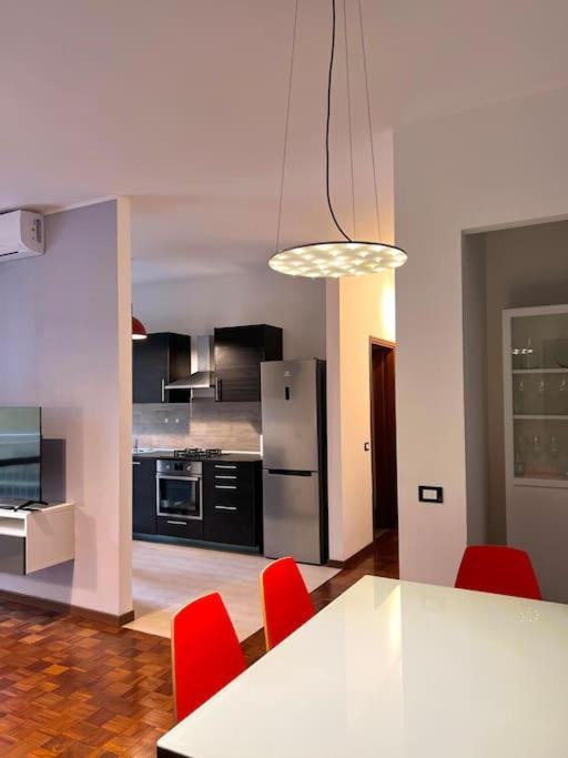 Isola Maciachini - Moderno Trilocale Con Balcone 10 Min Da Stazione Appartamento Milano