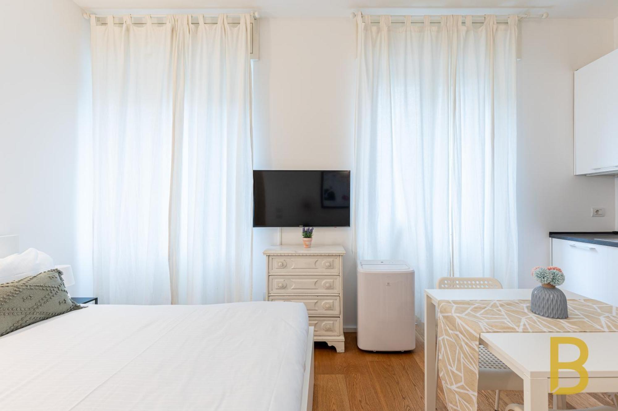 Apartment Beplace In De Amicis