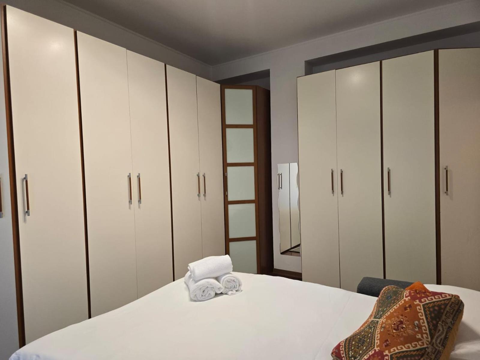Hbhall Solari 11 Milano