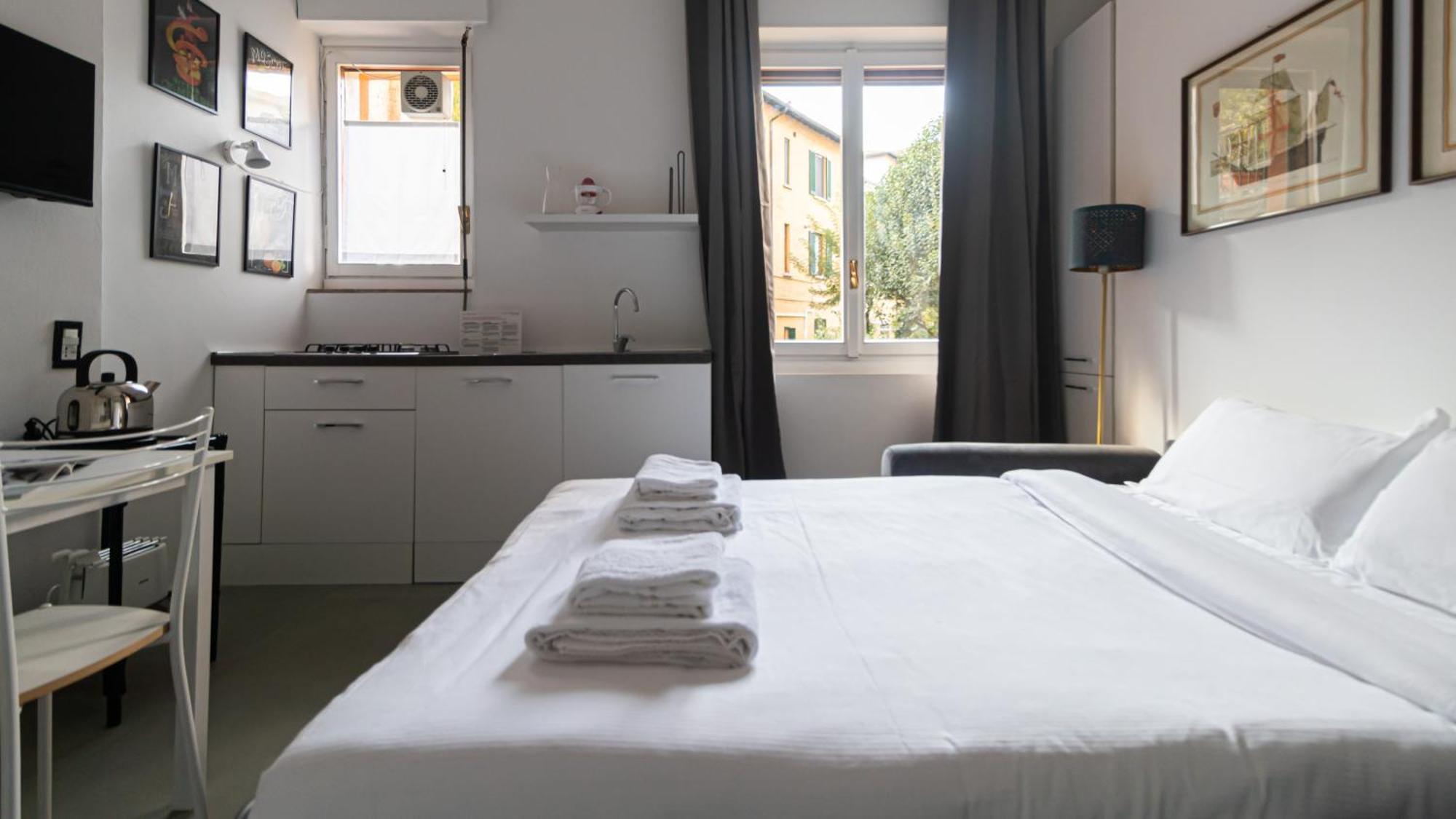 Italianway - Dall'ongaro 27 *