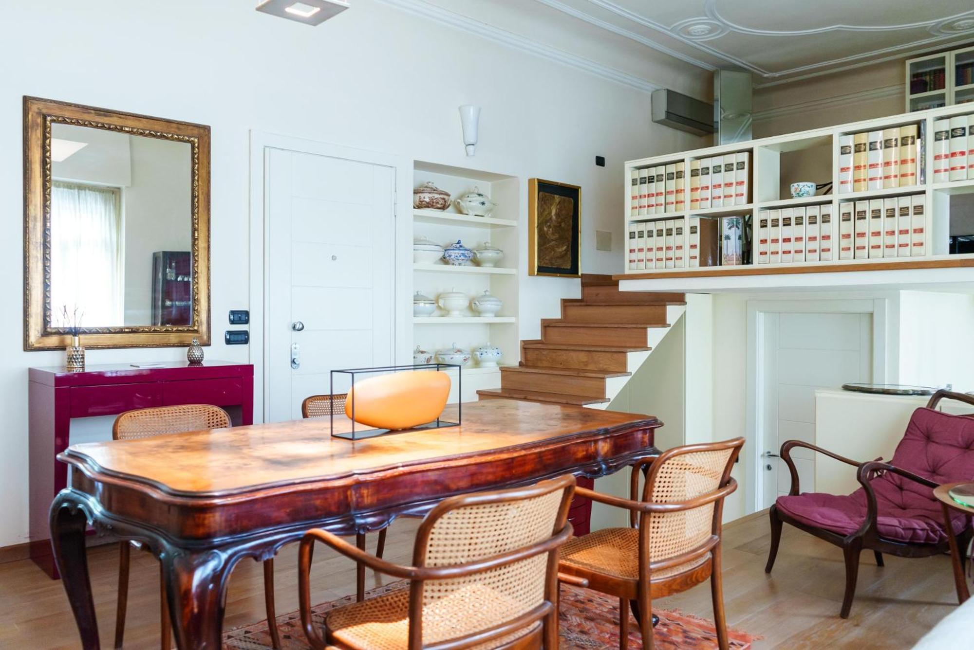 Vakantiehuis Casa Milu - Dimora Storia In Piazzale Susa Milaan