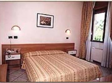 Eden Hotel