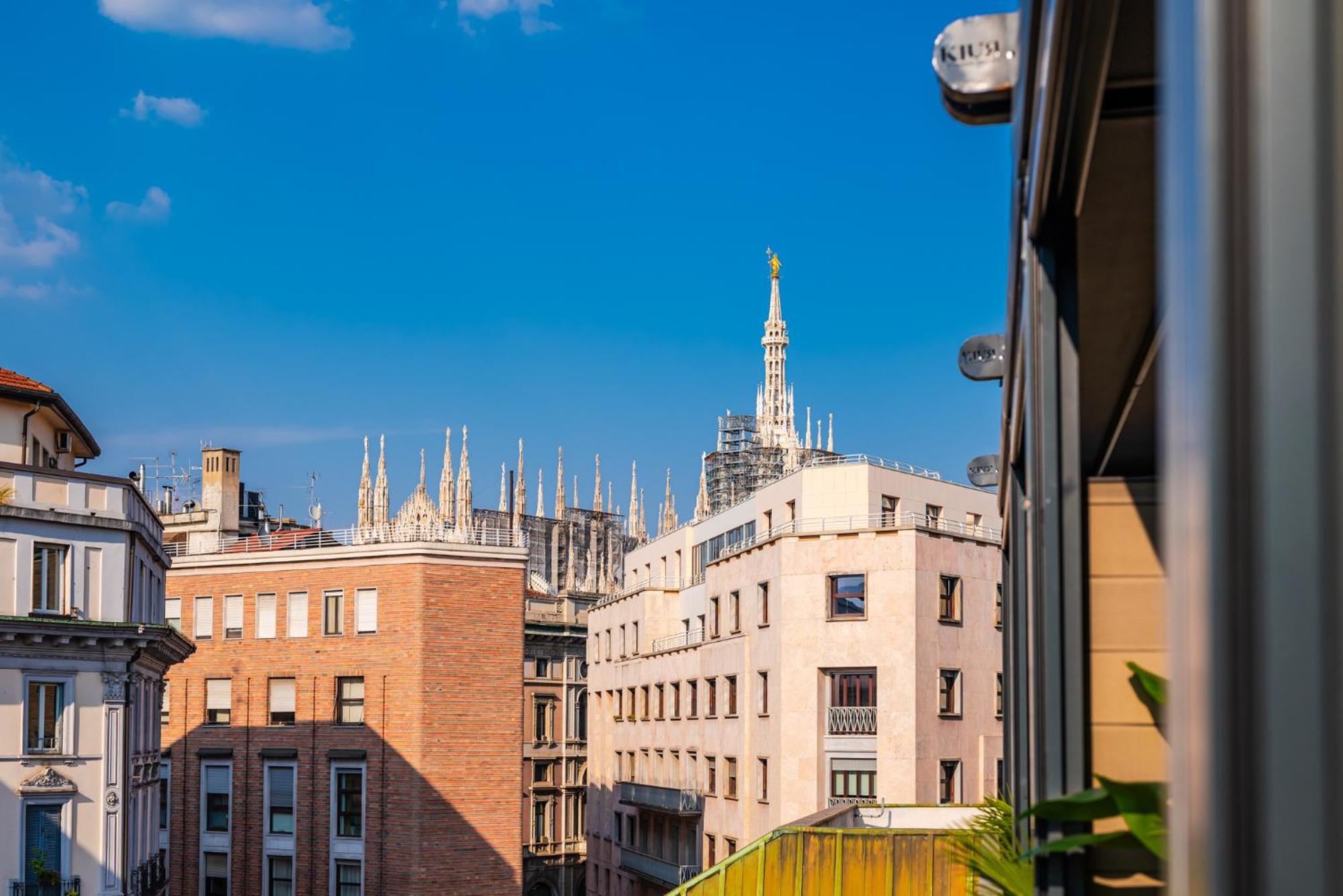 Terrazza Con Jacuzzi E Vista Iconica Sul Duomo * Milano
