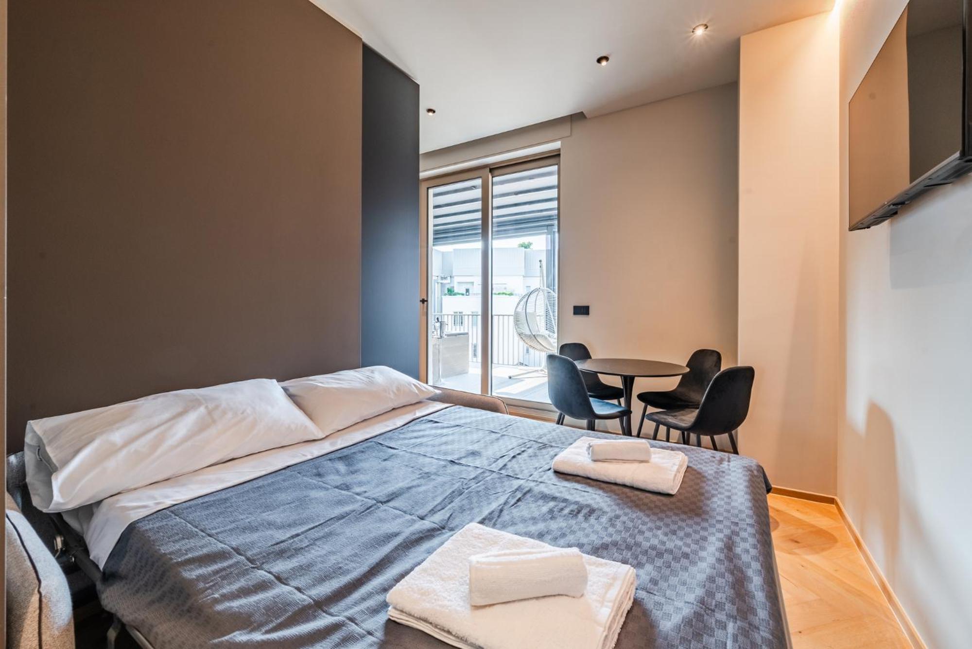 Terrazza Con Jacuzzi E Vista Iconica Sul Duomo Appartamento