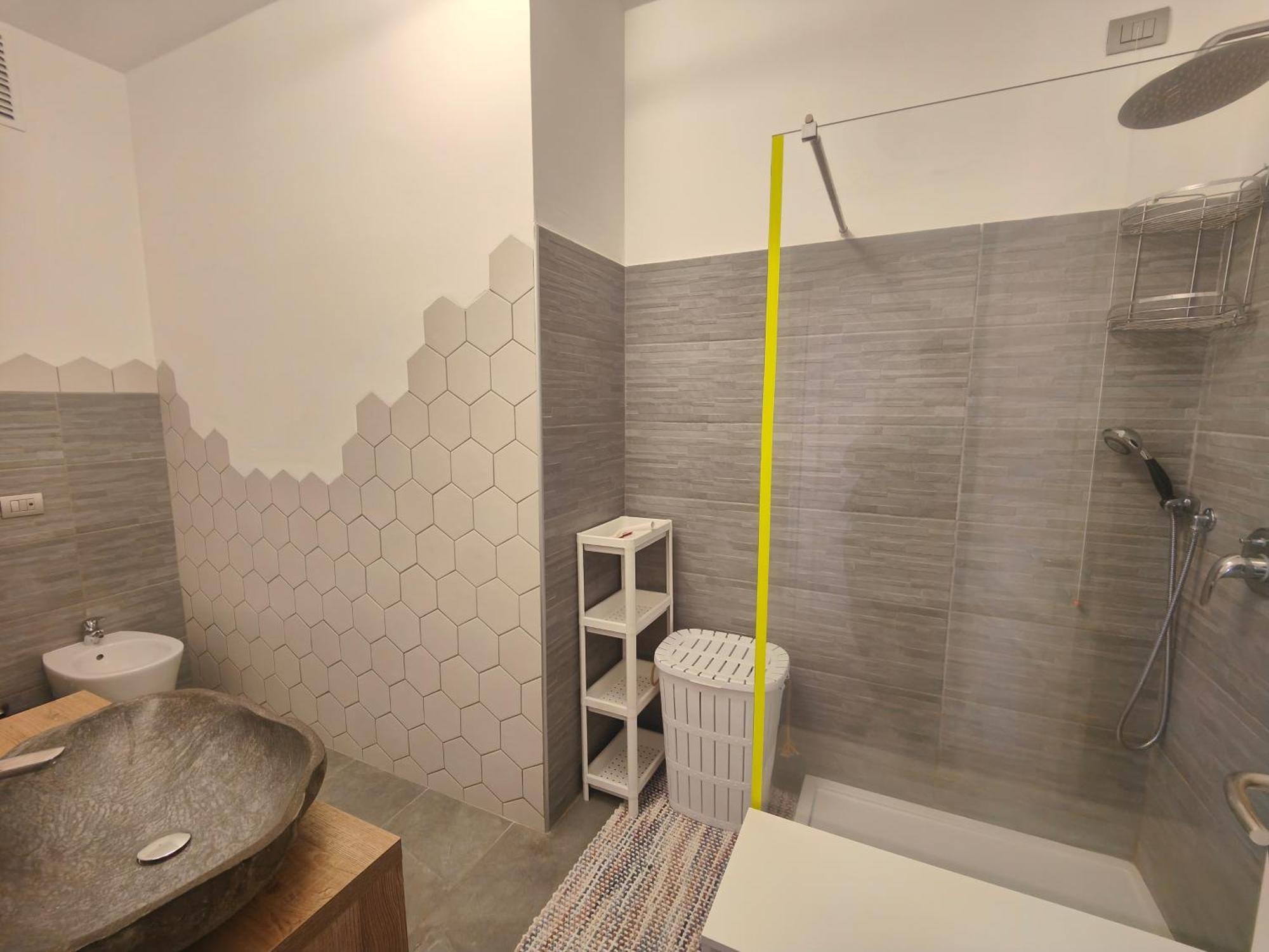 Appartement Porta Romana - Lattuada 2 Broom Next To Metro Milaan