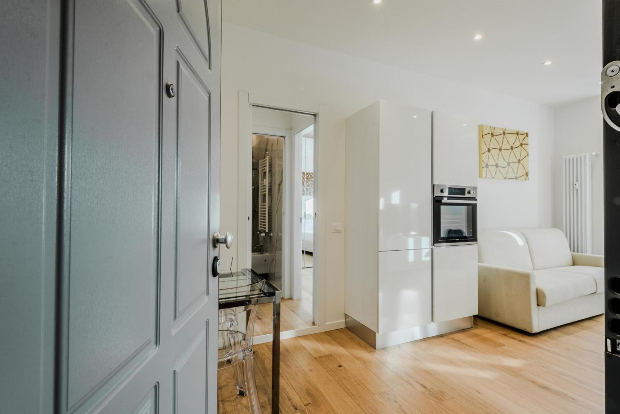 Apartment Naviglio White Bliss