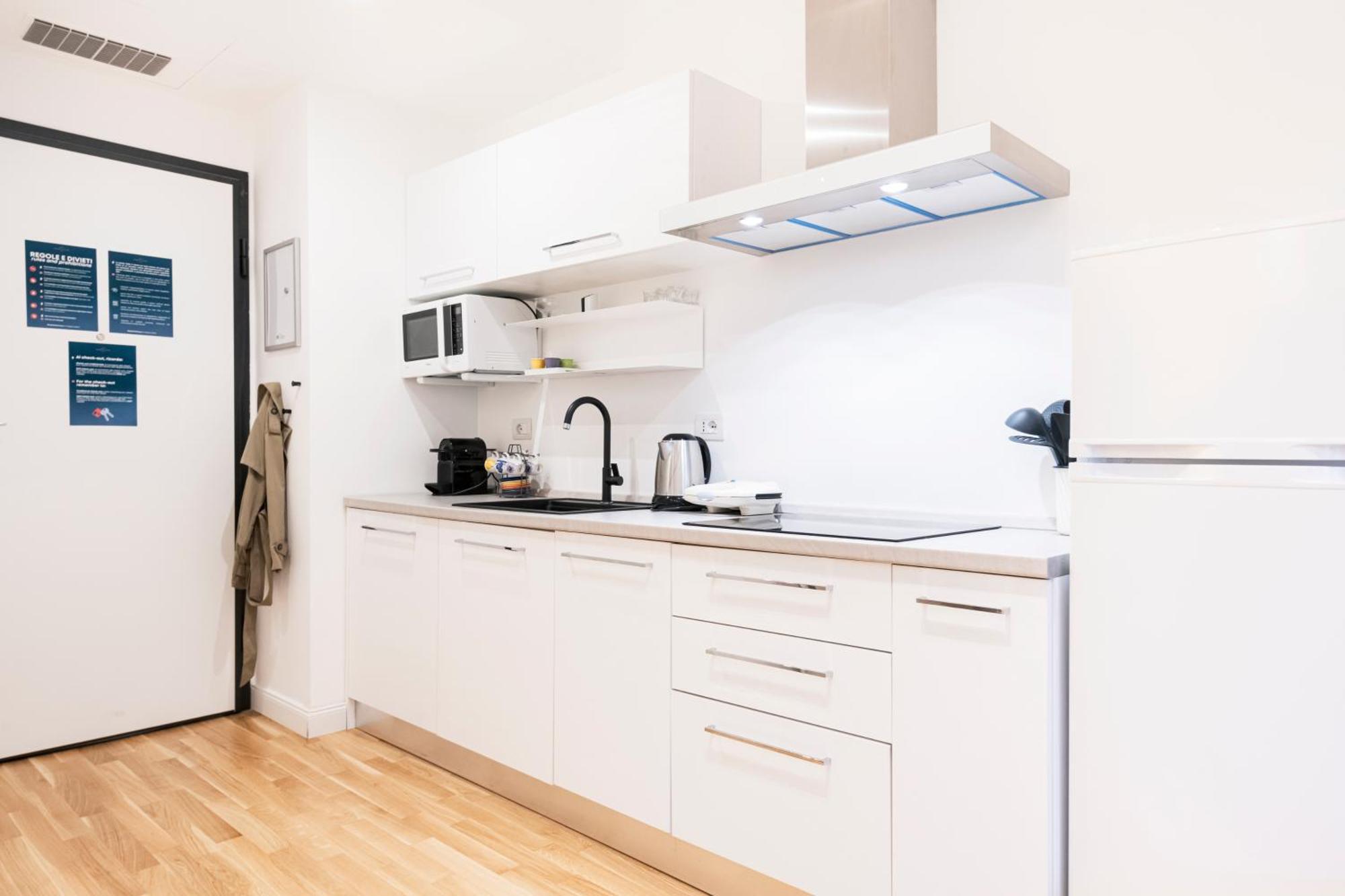 Easylife - Luminosa E Comoda Residenza Con Balcone