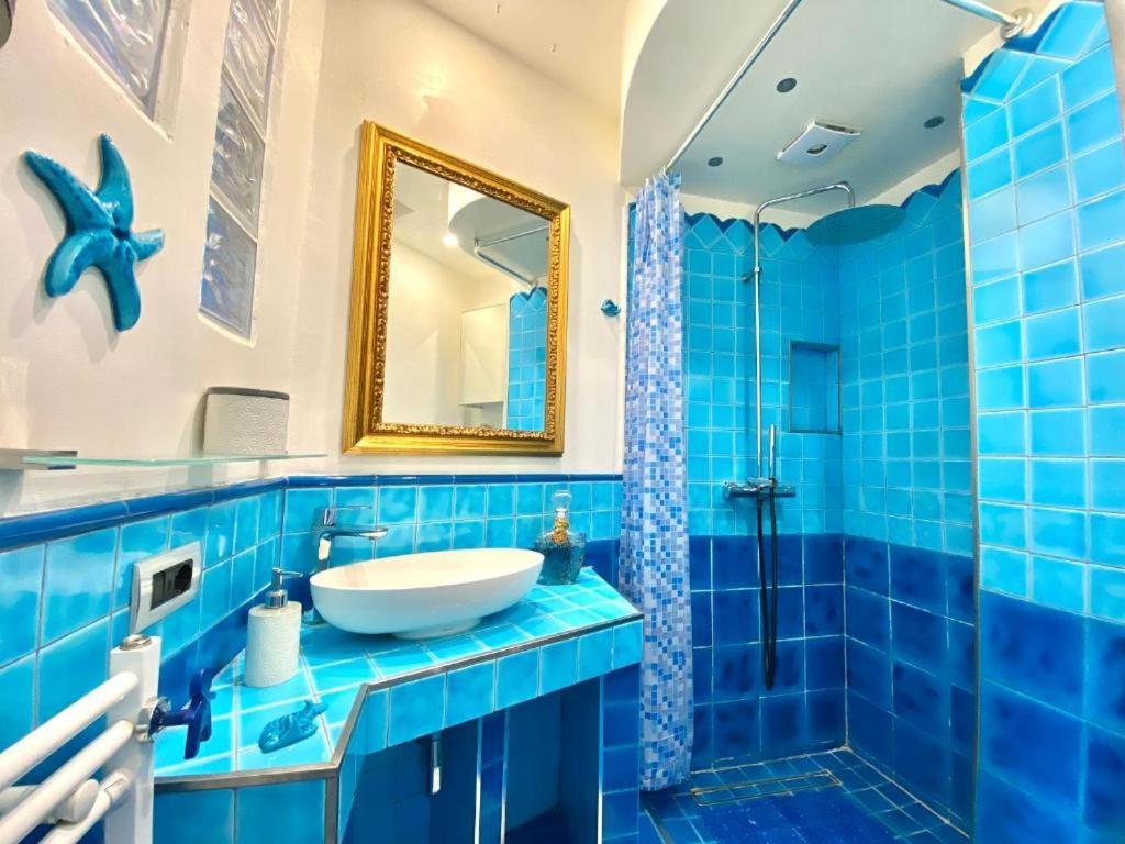 Bocconi Home, Moderna Ed Elegante, Spazioso E Luminoso, Con Due E Due Bagni * Milano