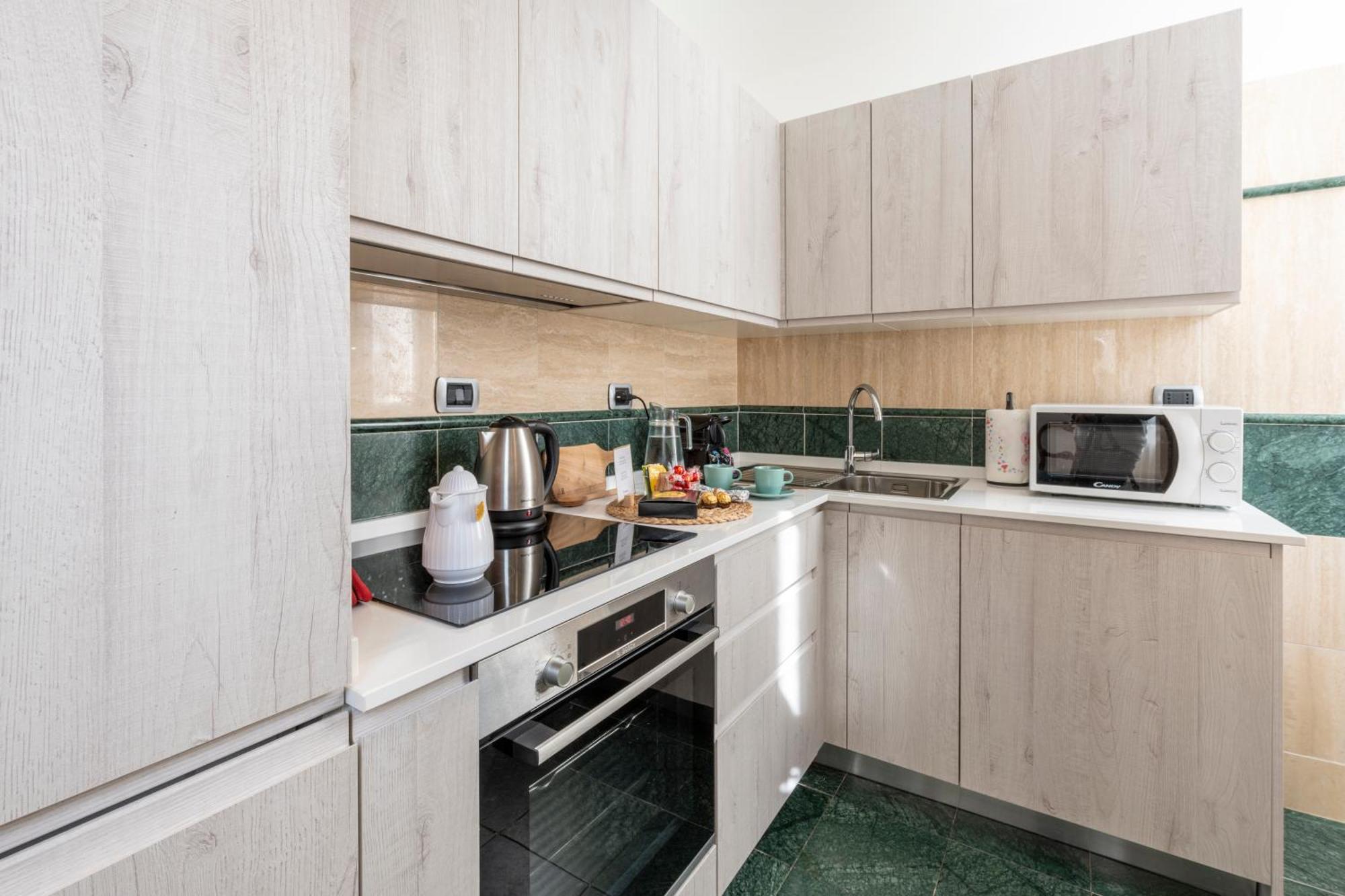 San Babila Luxury - 7sundays Appartement Milaan