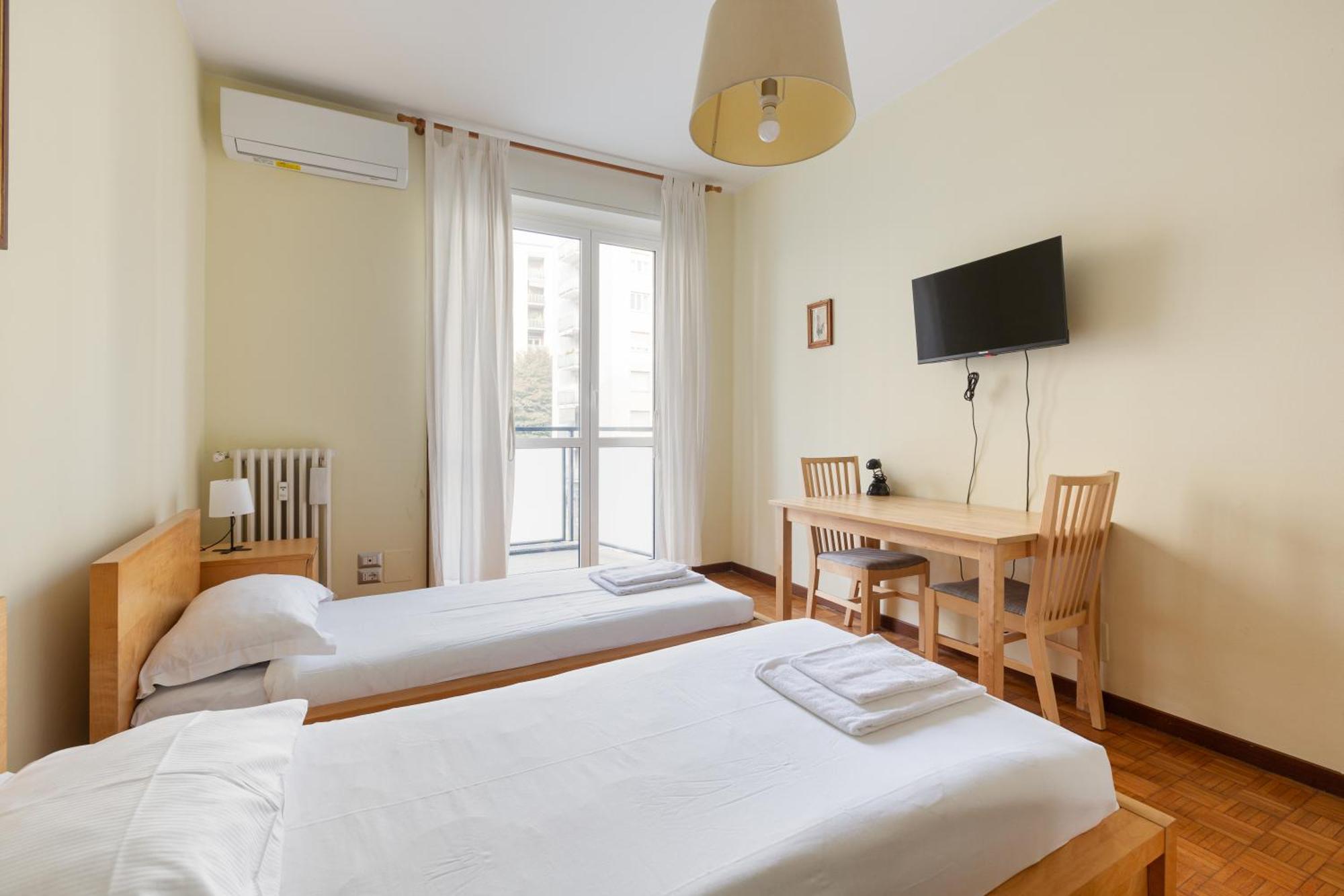 Appartement Stazione - Bilocale Con Cucina Separata Milaan