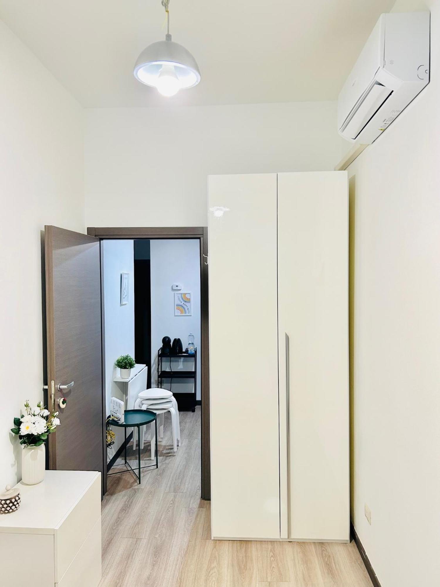 Appartamento Chiara 18 - M4 Metro Blu