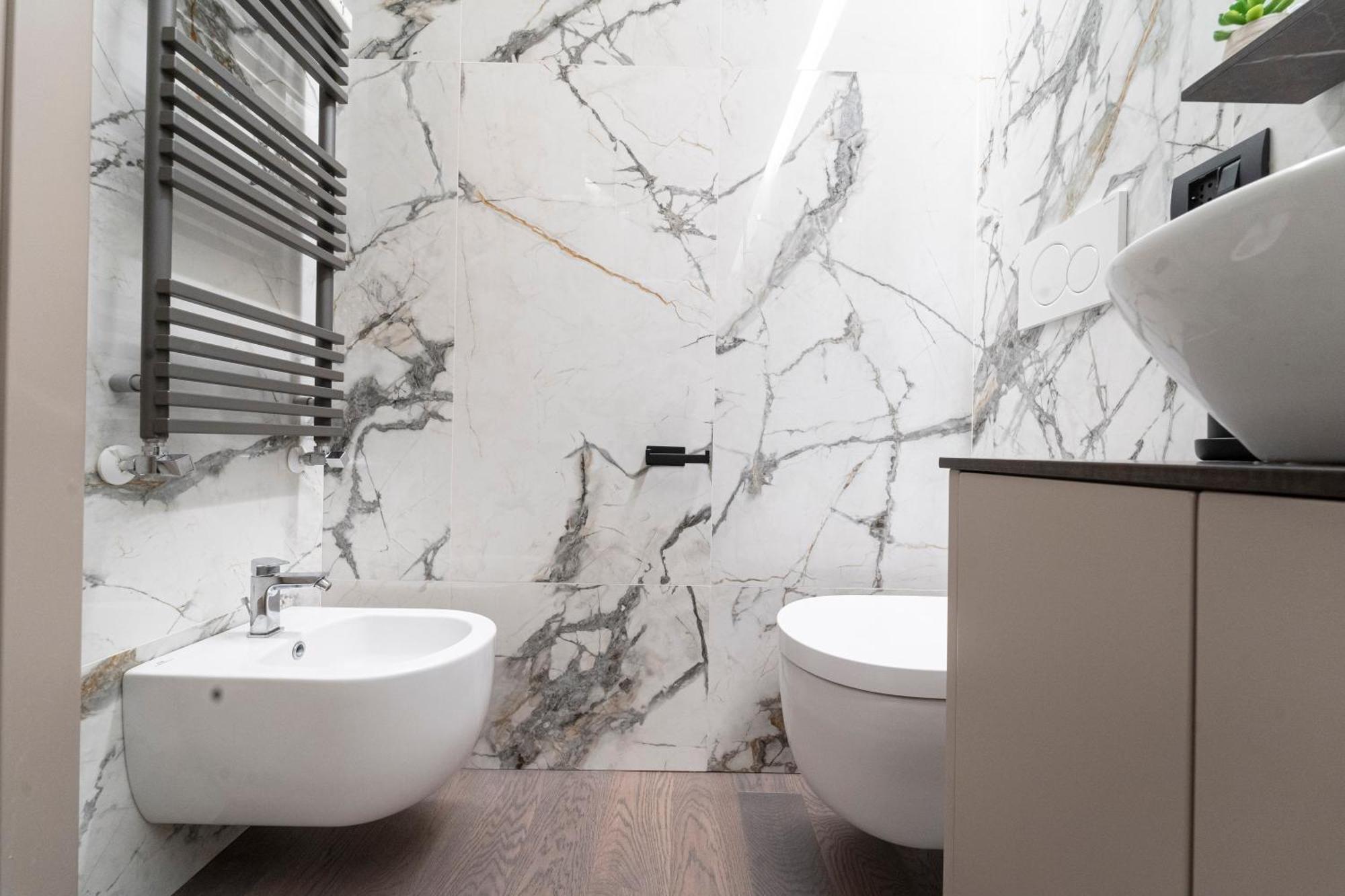 Appartement Designed In Center Gae Aulenti Area With Ac, Wifi And Subway Airport Connected Steps From Station