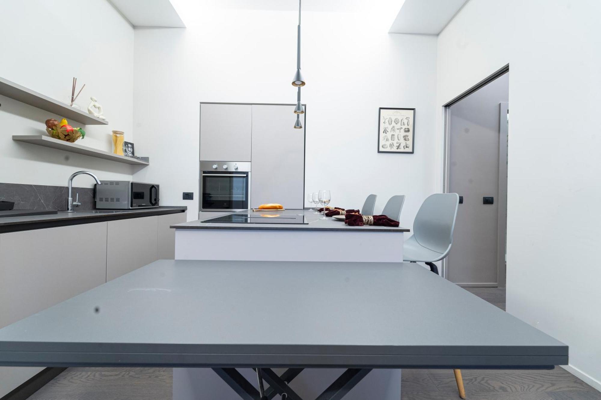 Designed In Center Gae Aulenti Area With Ac, Wifi And Subway Airport Connected Steps From Station Appartement *