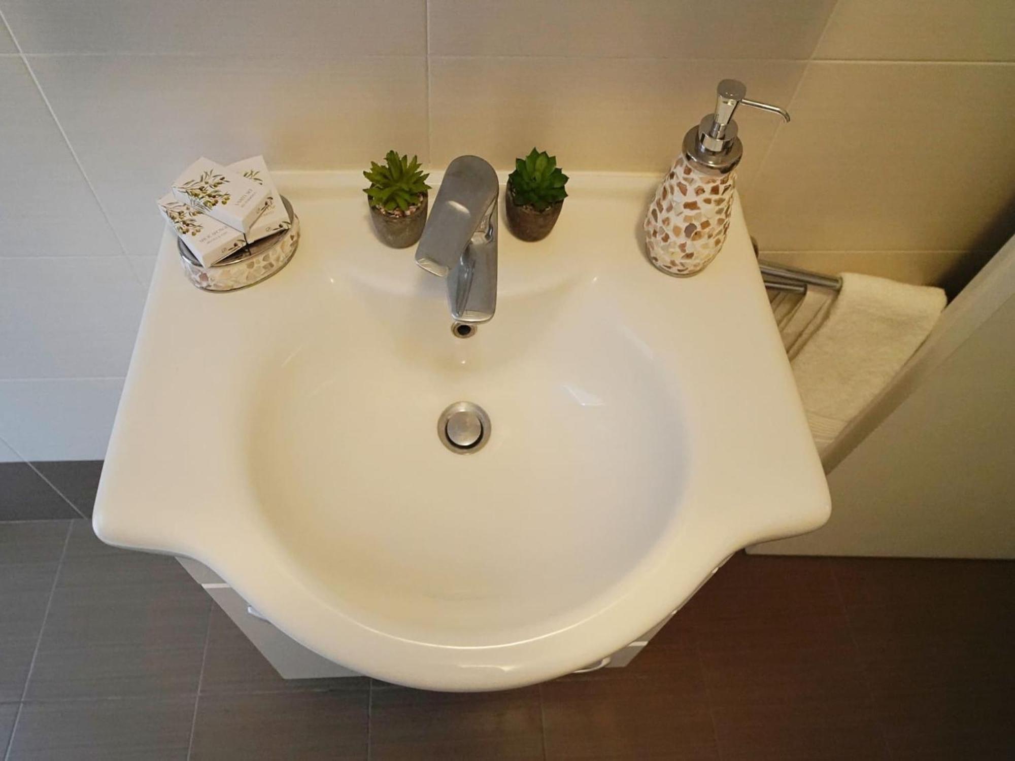 Candiani F2 Trilocale 2 Livelli * Milaan